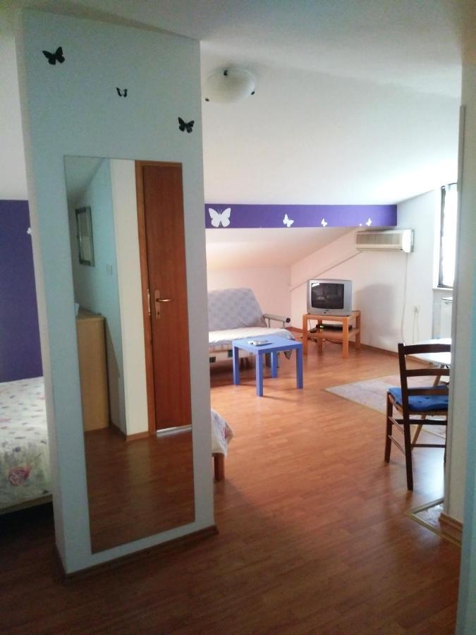 Apartments Milica Umag Exterior photo